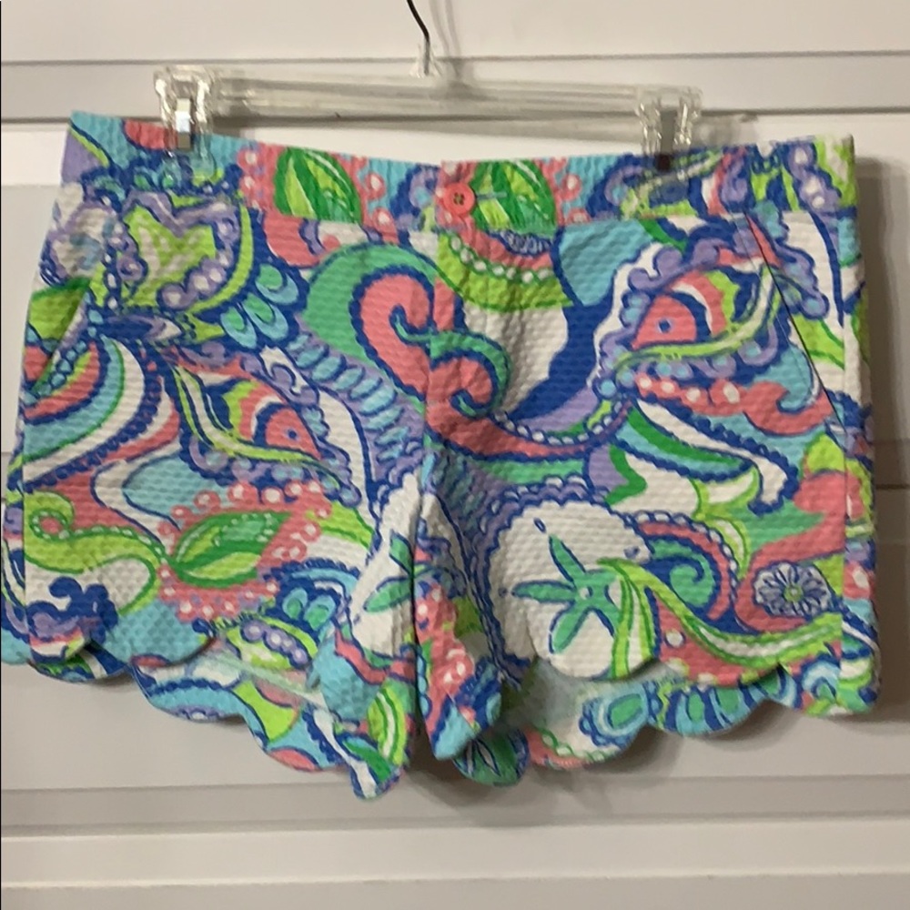 Lilly Pulitzer buttercup shorts